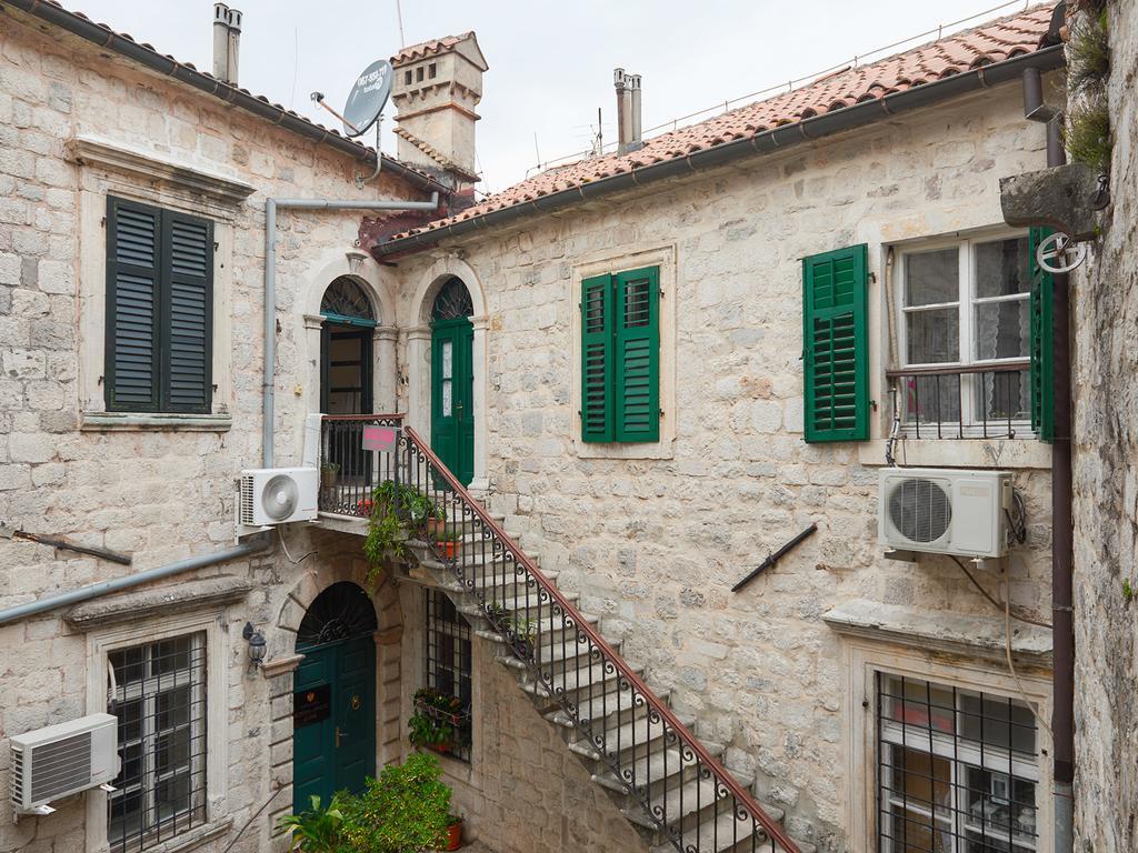 Apartment Palata Bizanti Cattaro Esterno foto